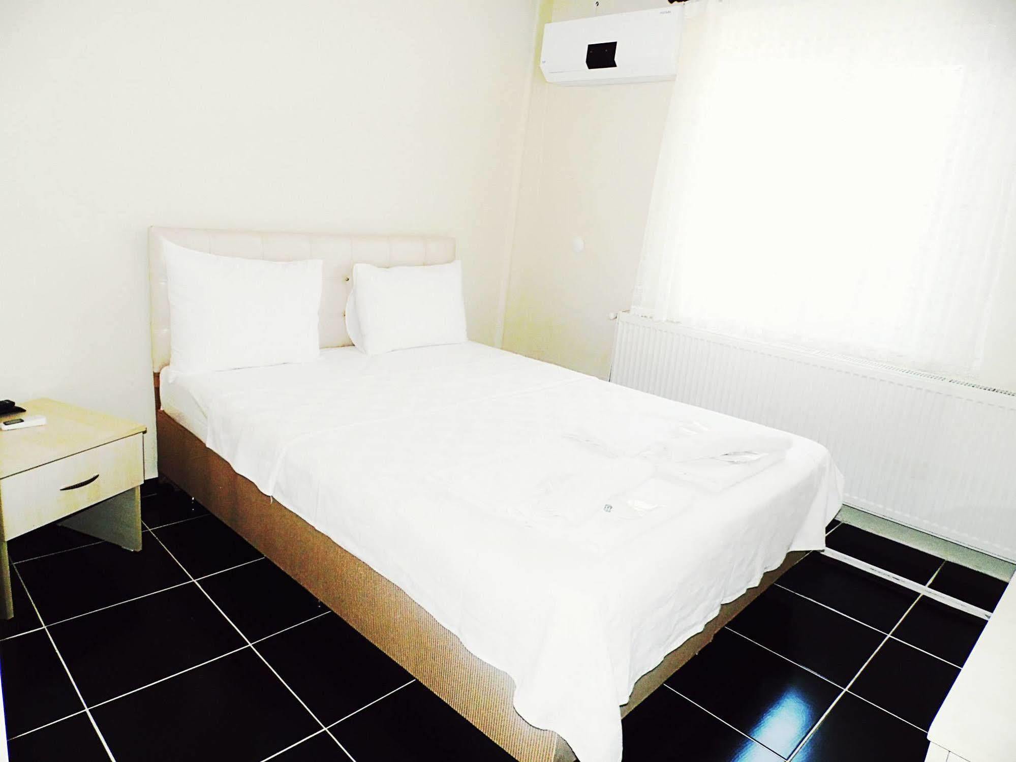 Saral Otel Derince 外观 照片